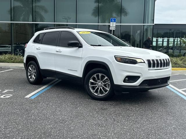 2022 Jeep Cherokee Latitude Lux 4x4