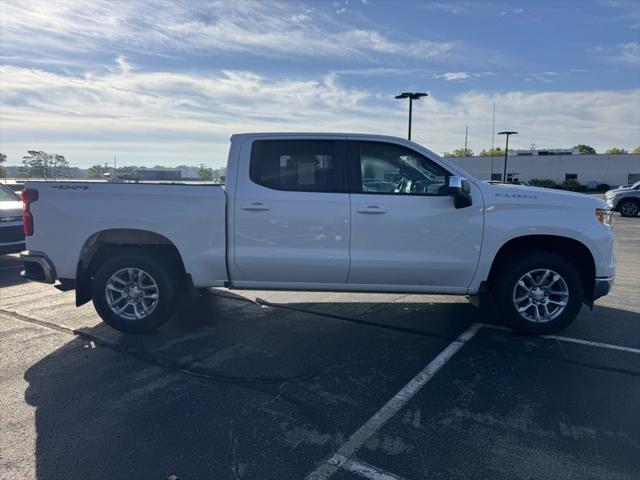 2022 Chevrolet Silverado 1500 4WD Crew Cab Short Bed LT with 2FL