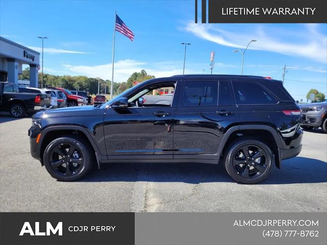 2025 Jeep Grand Cherokee Altitude X 4x4