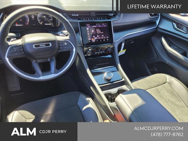 2025 Jeep Grand Cherokee Altitude X 4x4