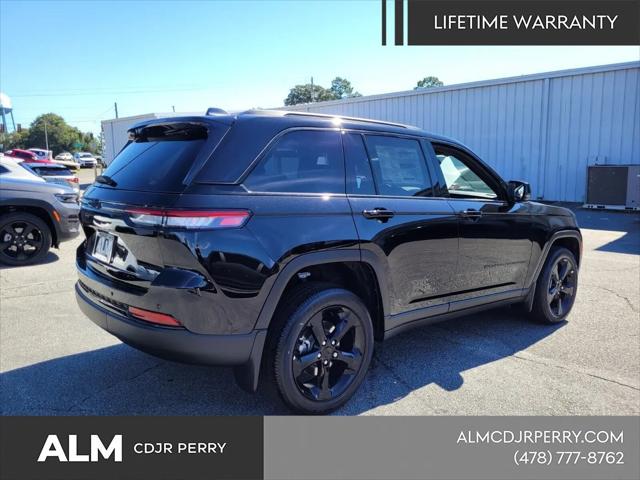 2025 Jeep Grand Cherokee Altitude X 4x4