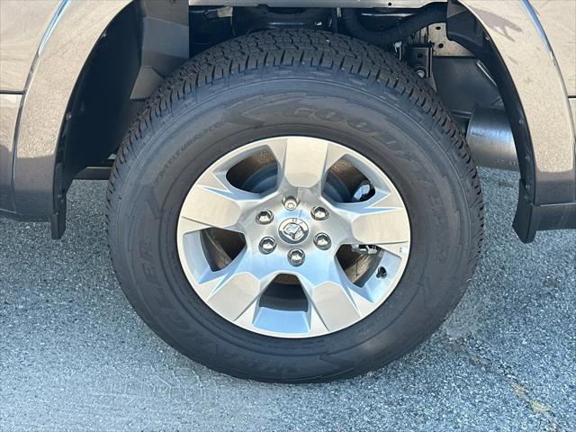2026 Ram 1500 Big Horn Crew Cab 4x4 57 Box