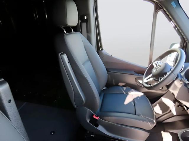 2024 Mercedes-Benz Sprinter 2500 High Roof 4-Cyl Diesel HO
