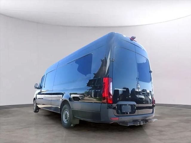 2024 Mercedes-Benz Sprinter 2500 High Roof 4-Cyl Diesel HO