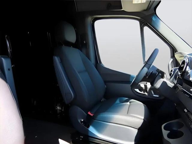 2024 Mercedes-Benz Sprinter 2500 High Roof 4-Cyl Diesel HO