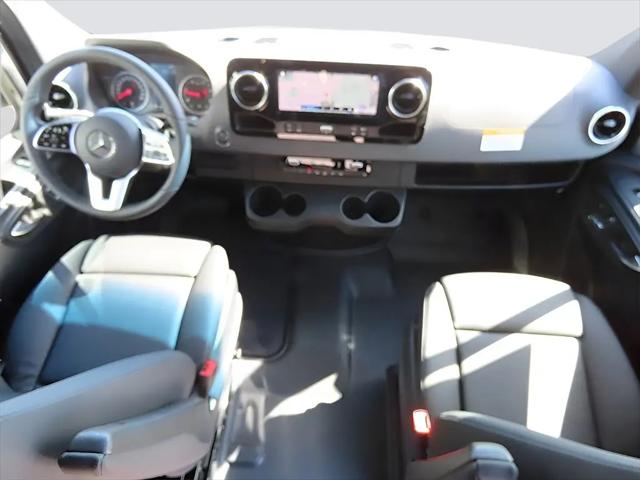2024 Mercedes-Benz Sprinter 2500 High Roof 4-Cyl Diesel HO