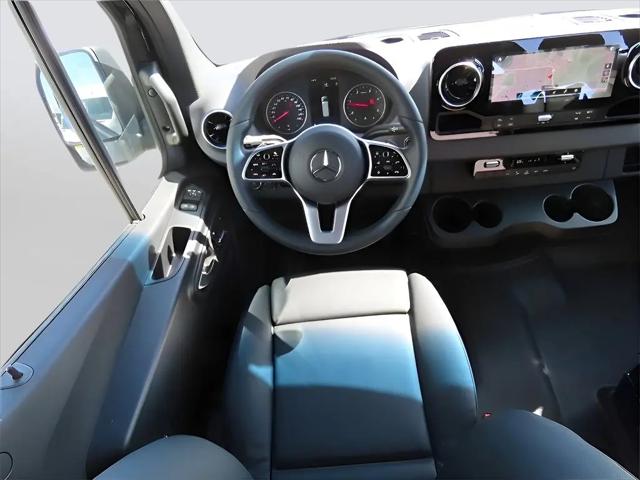 2024 Mercedes-Benz Sprinter 2500 High Roof 4-Cyl Diesel HO
