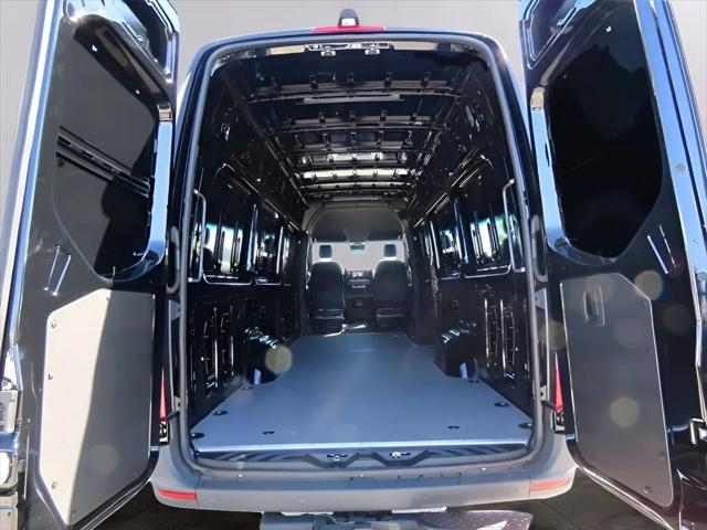 2024 Mercedes-Benz Sprinter 2500 High Roof 4-Cyl Diesel HO