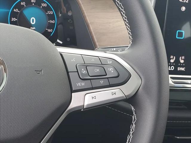 2026 Volkswagen Atlas SE with Technology
