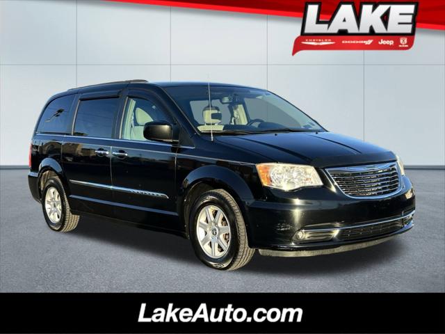 2012 Chrysler Town and Country Touring