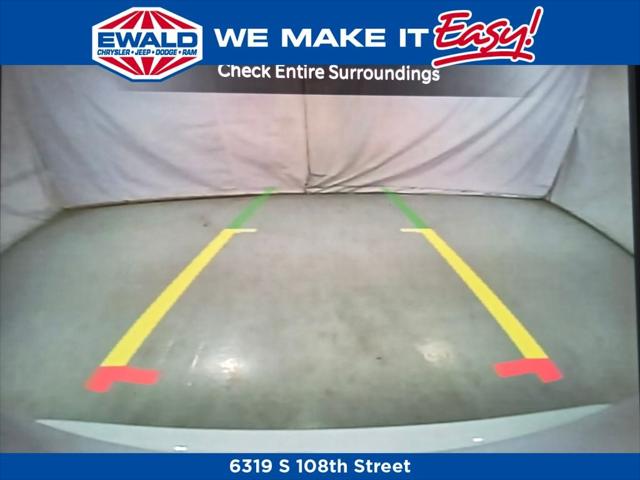 2026 Chrysler Pacifica PACIFICA SELECT AWD