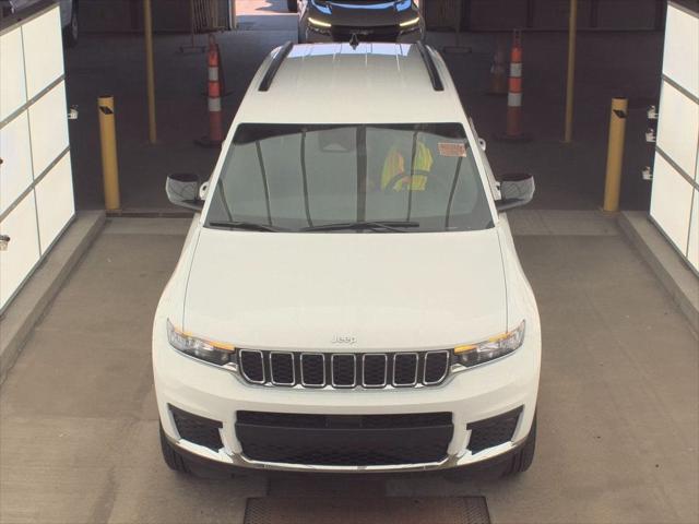 2024 Jeep Grand Cherokee L Laredo 4x4
