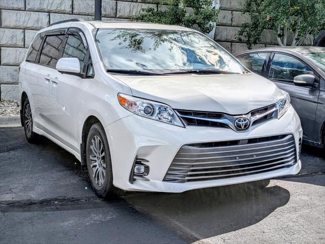 2018 Toyota Sienna XLE 8 Passenger