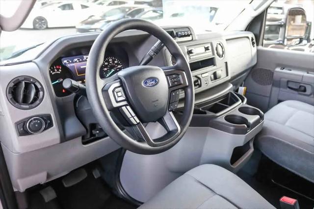 2026 Ford E-350 Cutaway E-Series Cutaway