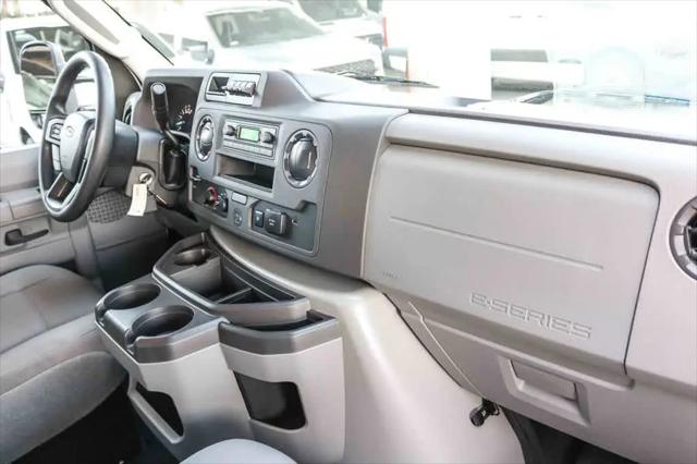 2026 Ford E-350 Cutaway E-Series Cutaway