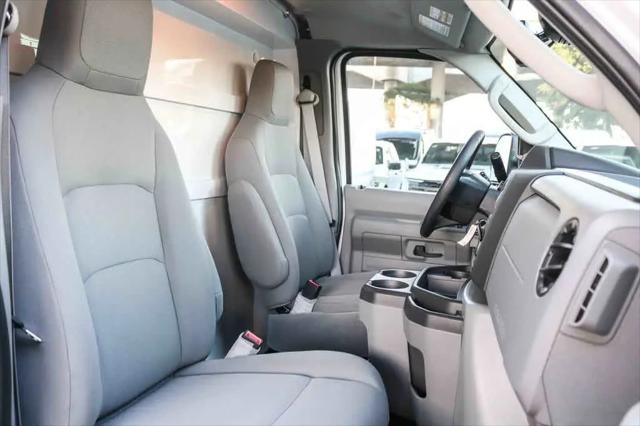 2026 Ford E-350 Cutaway E-Series Cutaway