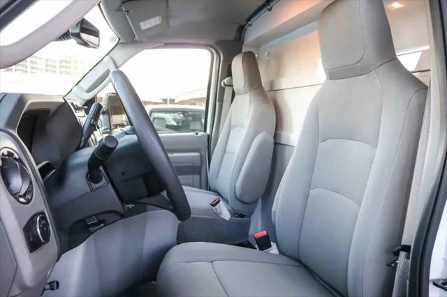 2026 Ford E-350 Cutaway E-Series Cutaway