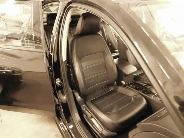 2014 Volkswagen Passat 1.8T Wolfsburg Edition