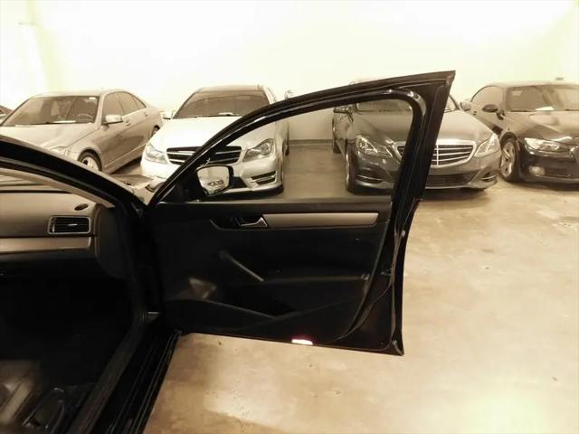 2014 Volkswagen Passat 1.8T Wolfsburg Edition