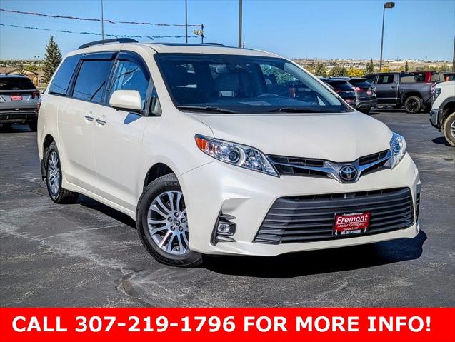 2018 Toyota Sienna XLE 8 Passenger 2018 Toyota Sienna XLE 8 Passenger