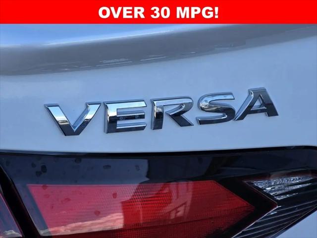 2025 Nissan Versa 1.6 SR