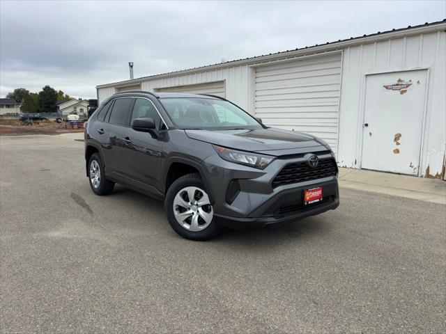 2021 Toyota RAV4 LE 2021 Toyota RAV4 LE
