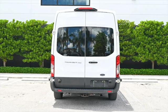 2018 Ford Transit T-250