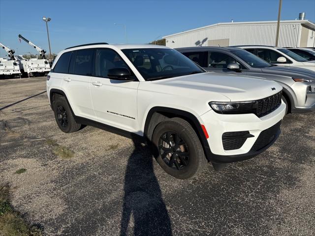 2024 Jeep Grand Cherokee Altitude 4x4 2024 Jeep Grand Cherokee Altitude 4x4