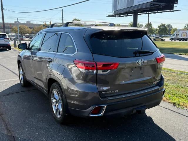 2018 Toyota Highlander Limited V6 AWD 2018 Toyota Highlander Limited V6 AWD
