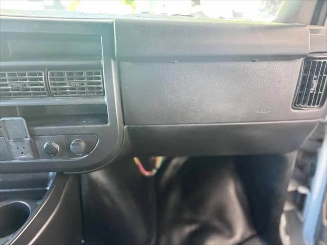 2019 GMC Savana 2500 Work Van