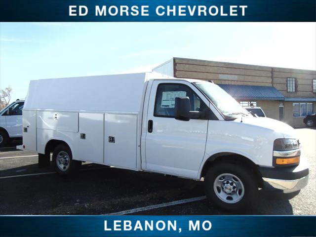 2025 Chevrolet Express Cutaway Work Van