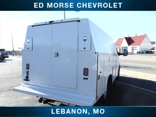 2025 Chevrolet Express Cutaway Work Van