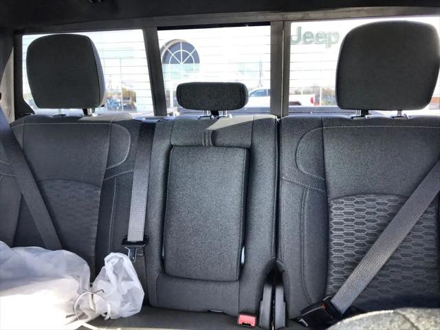 2025 Ram 2500 Big Horn Crew Cab 4x4 6'4" Box