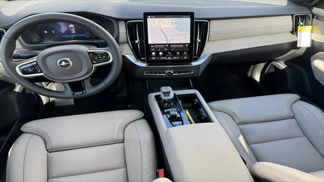 2026 Volvo XC90 Ultra, B6 AWD Gas (mild hybrid), Gasoline, Bright, 7 Seats