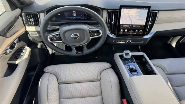 2026 Volvo XC90 Ultra, B6 AWD Gas (mild hybrid), Gasoline, Bright, 7 Seats