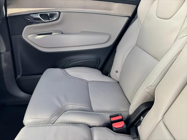 2026 Volvo XC90 Ultra, B6 AWD Gas (mild hybrid), Gasoline, Bright, 7 Seats