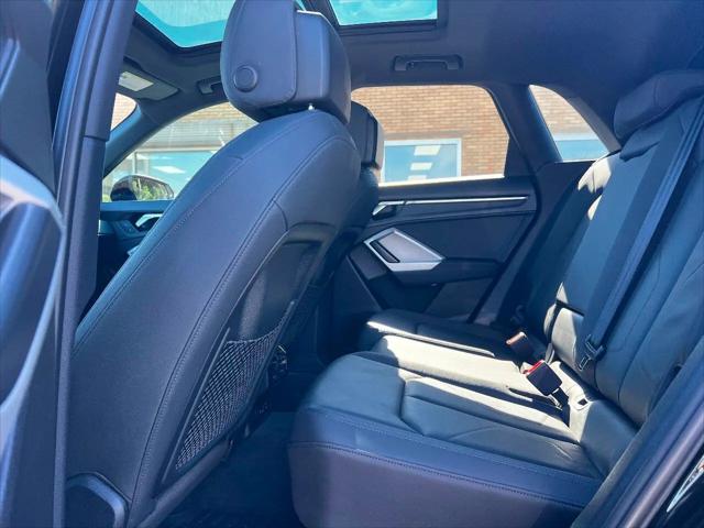 2021 Audi Q3 Premium Plus 45 TFSI S line quattro Tiptronic