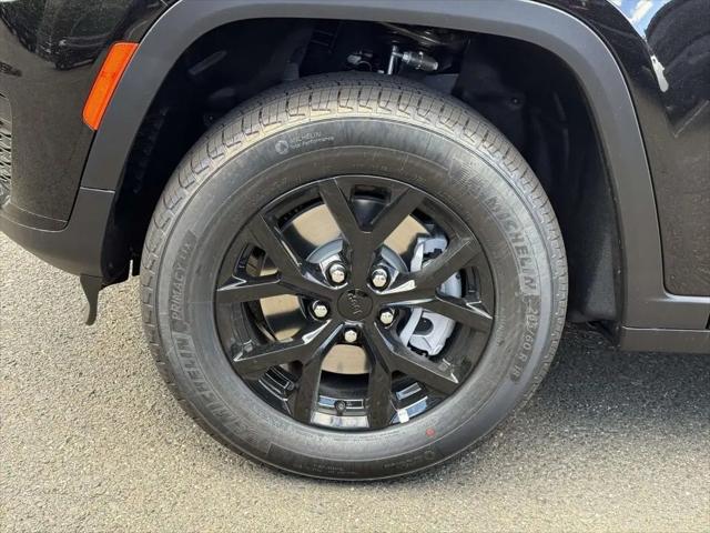2025 Jeep Grand Cherokee L Altitude X 4x4