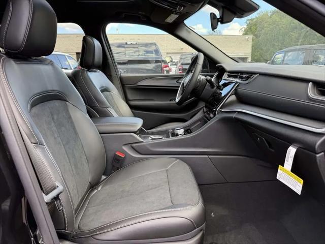 2025 Jeep Grand Cherokee L Altitude X 4x4