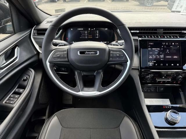 2025 Jeep Grand Cherokee L Altitude X 4x4