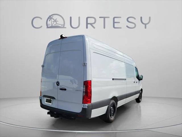 2026 Mercedes-Benz Sprinter 2500 High Roof 4-Cyl Diesel