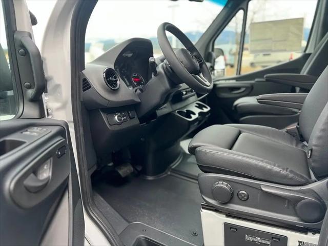 2024 Mercedes-Benz Sprinter 2500 Standard Roof 4-Cyl Diesel HO