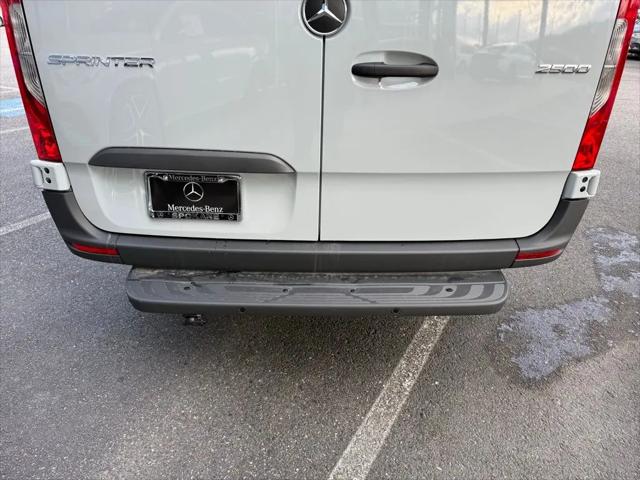 2025 Mercedes-Benz Sprinter 2500 Standard Roof 4-Cyl Diesel HO Select