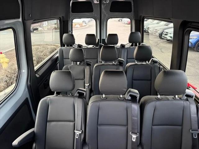 2025 Mercedes-Benz Sprinter 2500 Standard Roof 4-Cyl Diesel HO Select