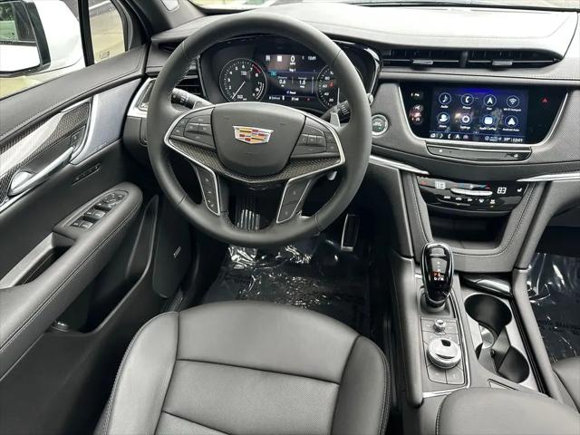 2025 Cadillac XT5 AWD Sport