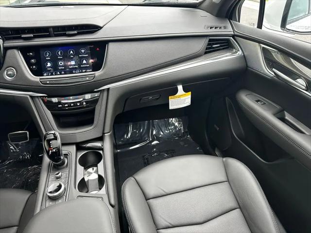 2025 Cadillac XT5 AWD Sport