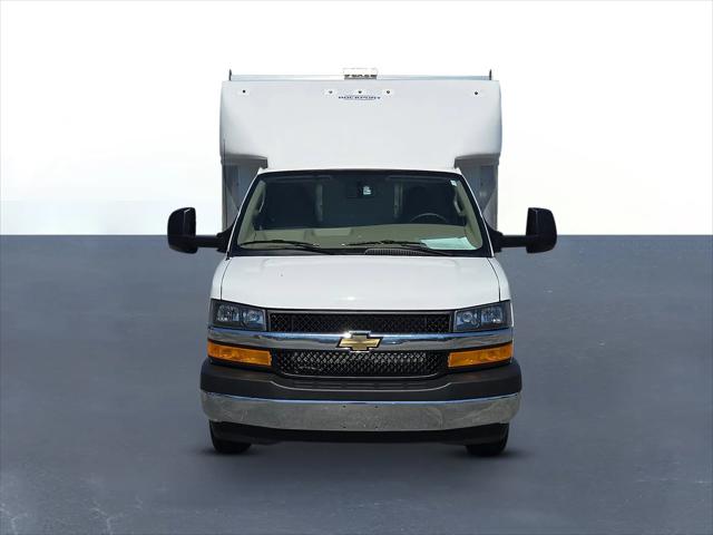 2025 Chevrolet Express Cutaway Work Van