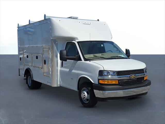 2025 Chevrolet Express Cutaway Work Van