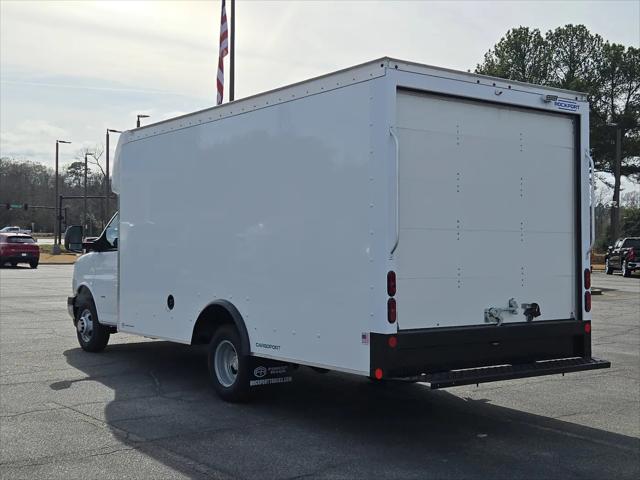 2025 Chevrolet Express Cutaway Work Van