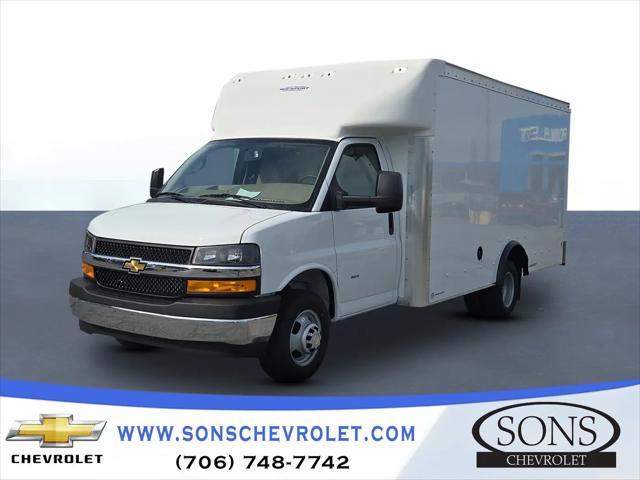 2025 Chevrolet Express Cutaway Work Van